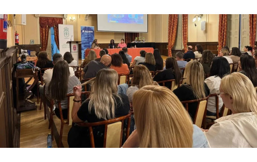 Accem inspira a m&aacute;s de 700 estudiantes con referentes femeninos y de or&iacute;genes diversos en ciencia y tecnolog&iacute;a
