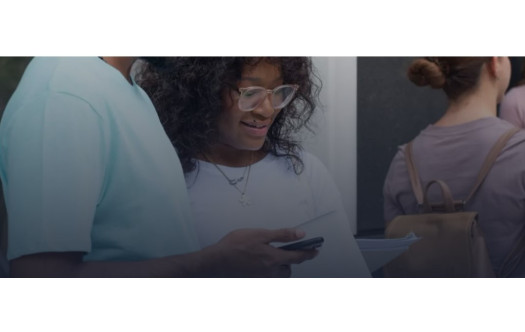 Regularizaci&oacute;n  2026: Informaci&oacute;n pr&aacute;ctica para personas migrantes en Espa&ntilde;a